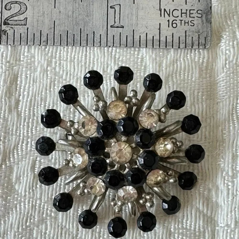 VINTAGE 1960s Black & White Silver Metal Atomic Starburst Rhinestone Pin Brooch